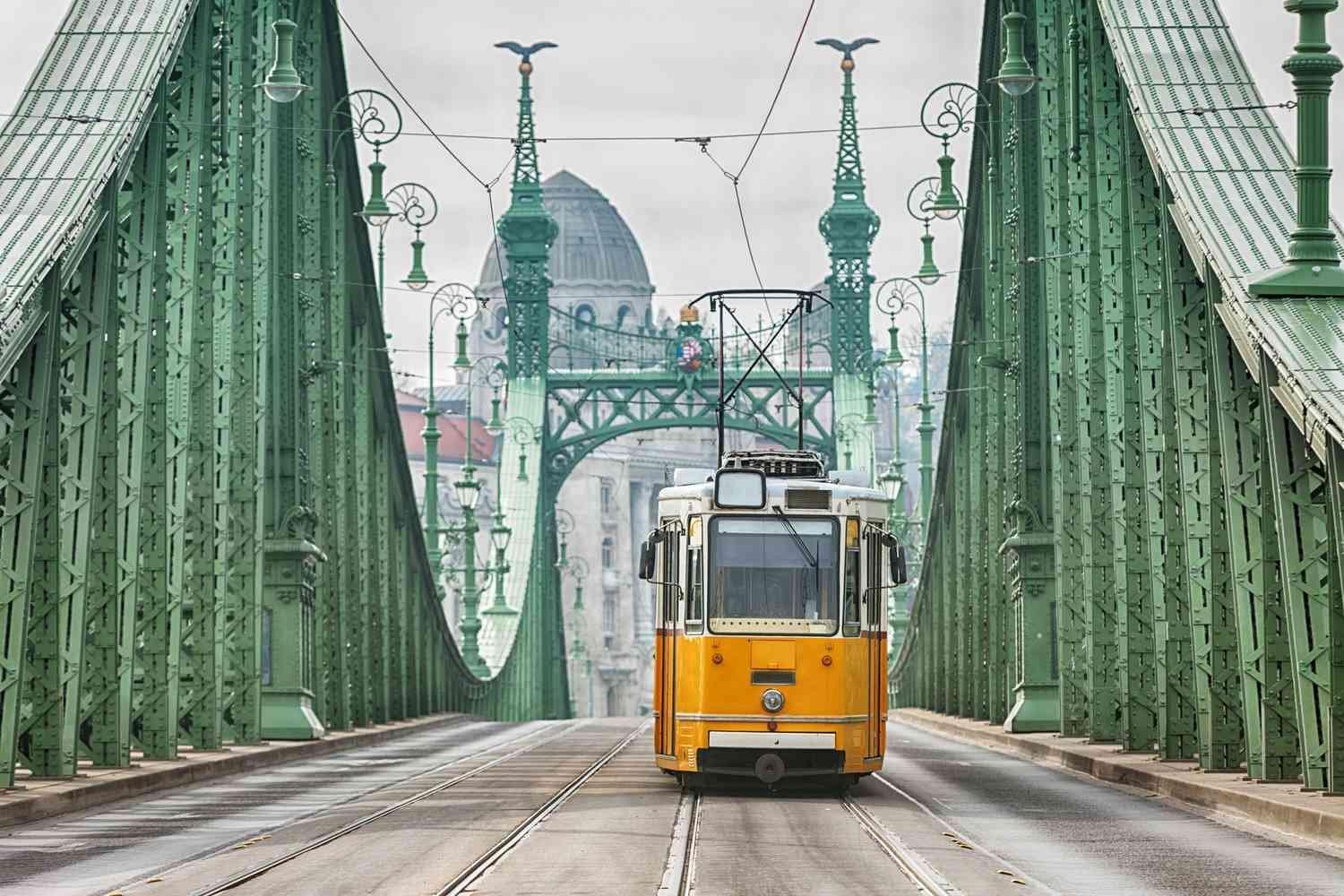 Discover Your Budapest Retreat-Walk To Parliament Exterior photo